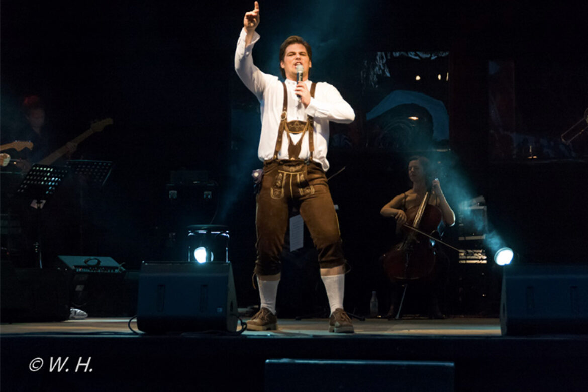 2010_DinslakenSommernacht_6